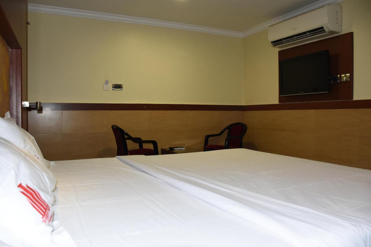 Everest Park Residency Tiruchirappalli Exterior photo